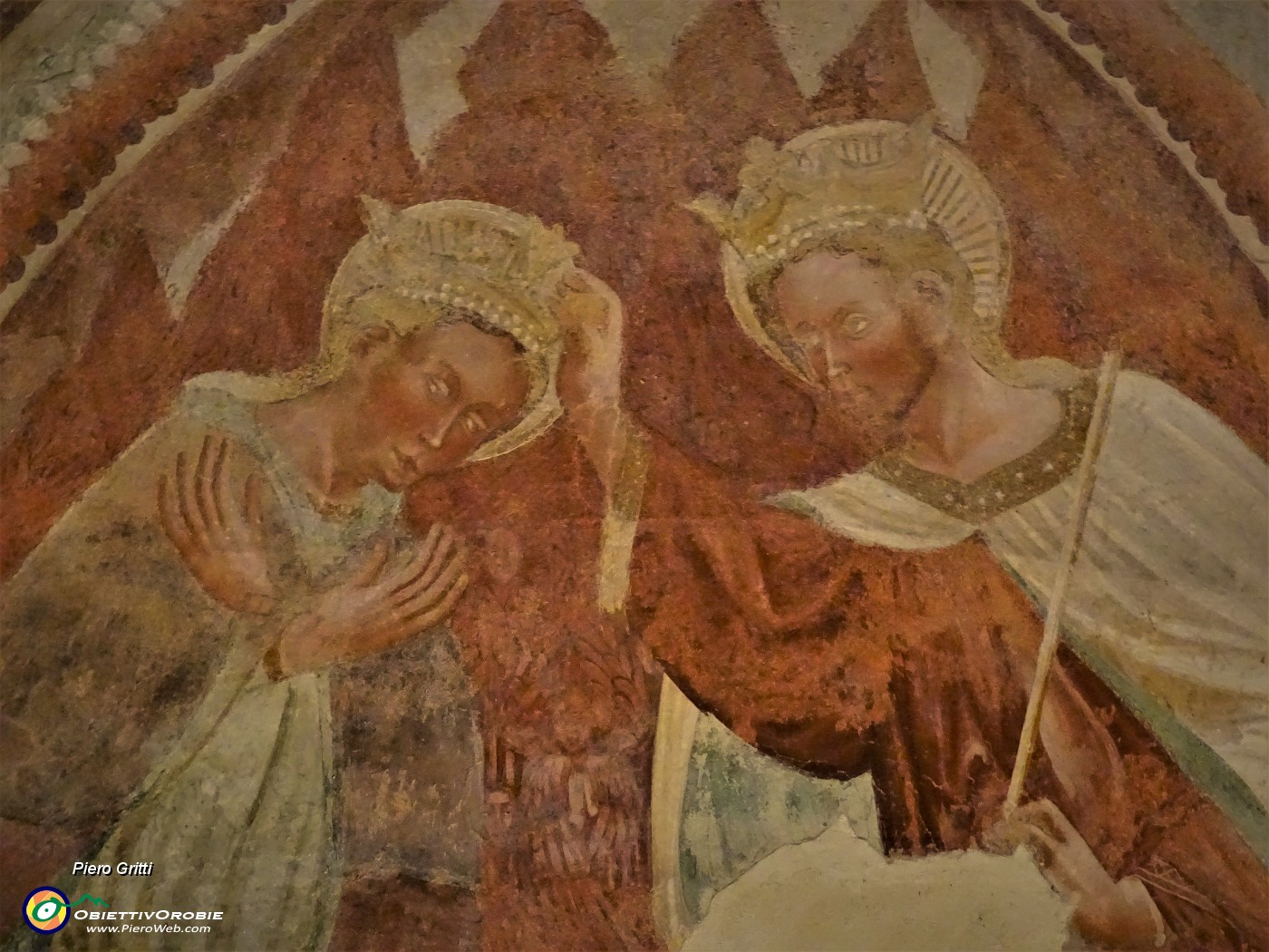 52 Cappella con affreschi del XV secolo.JPG